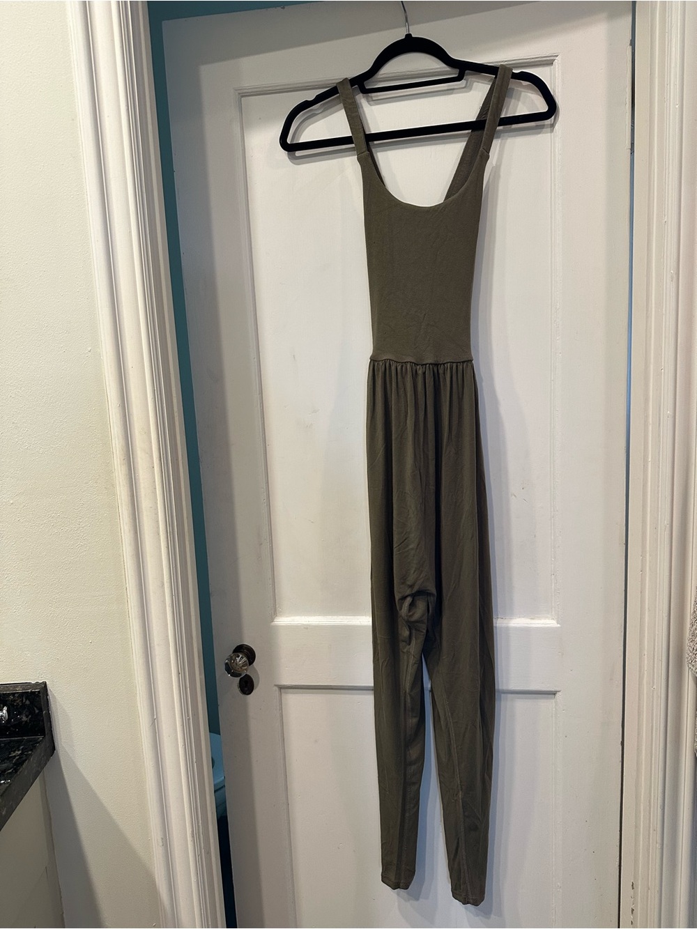 Imbodhi Bodhi Jumper in Olive Green